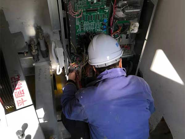 ʏ�����������ݟo(w��)���巽��(du��)�vϵ�y(t��ng)