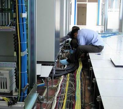 ���V��W(w��ng)�j(lu��)����ʩ�����׷����e(cu��)�`����Щ